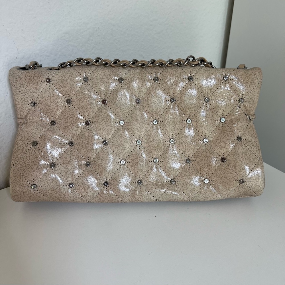 Chanel Vintage Studded CC Reissue Crackle Effect Flap Bag in Tan / Beige - Picture 3 of 16